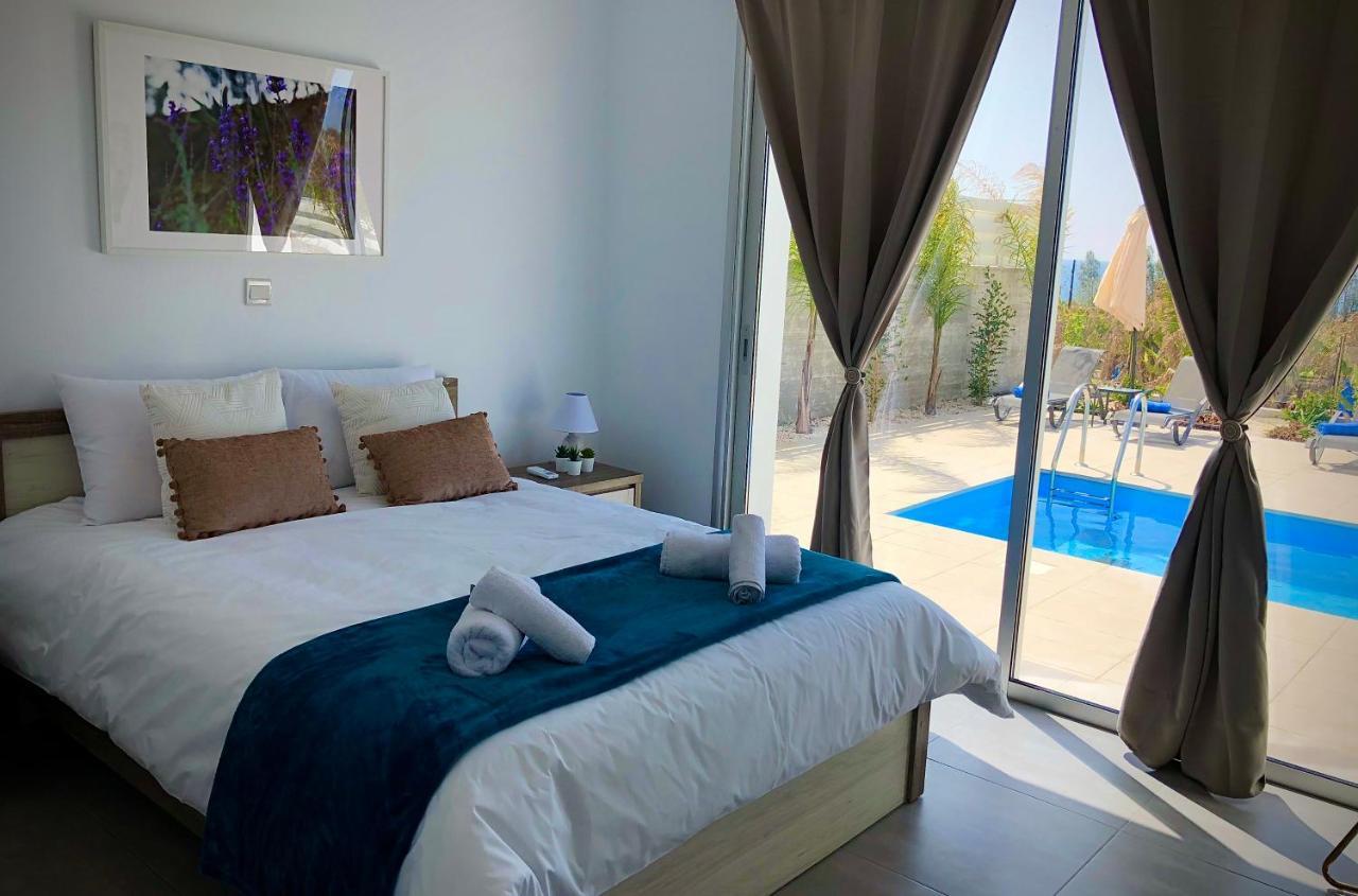 Sophia'S Seaview Luxury Villas パ フォス エクステリア 写真