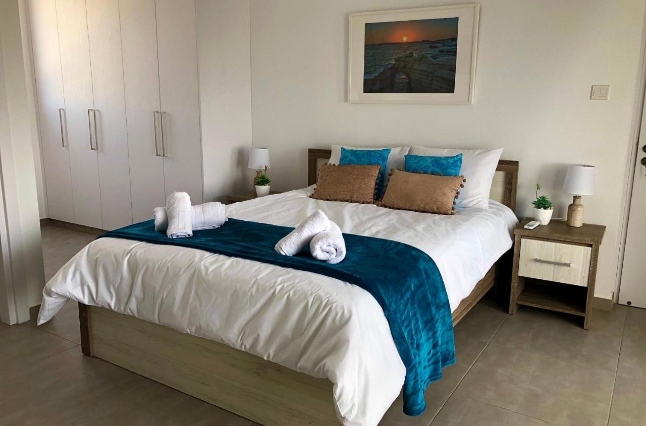 Sophia'S Seaview Luxury Villas パ フォス エクステリア 写真