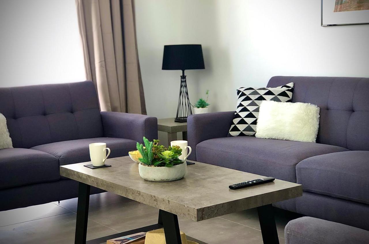 Sophia'S Seaview Luxury Villas パ フォス エクステリア 写真