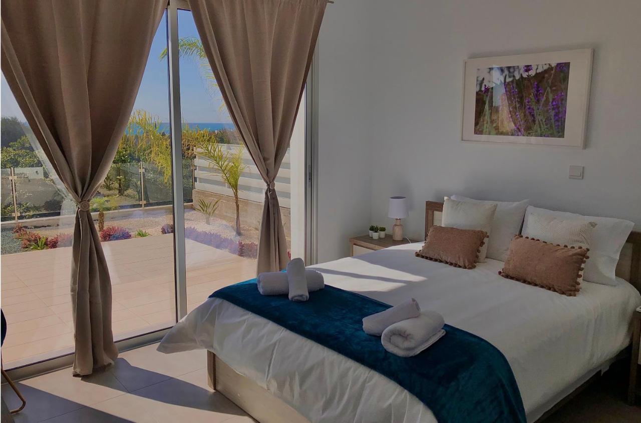 Sophia'S Seaview Luxury Villas パ フォス エクステリア 写真