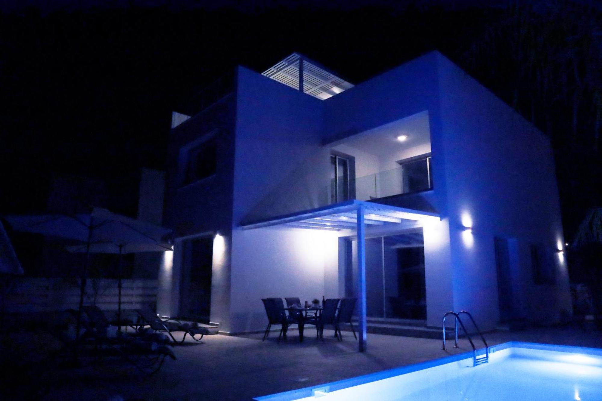 Sophia'S Seaview Luxury Villas パ フォス 部屋 写真